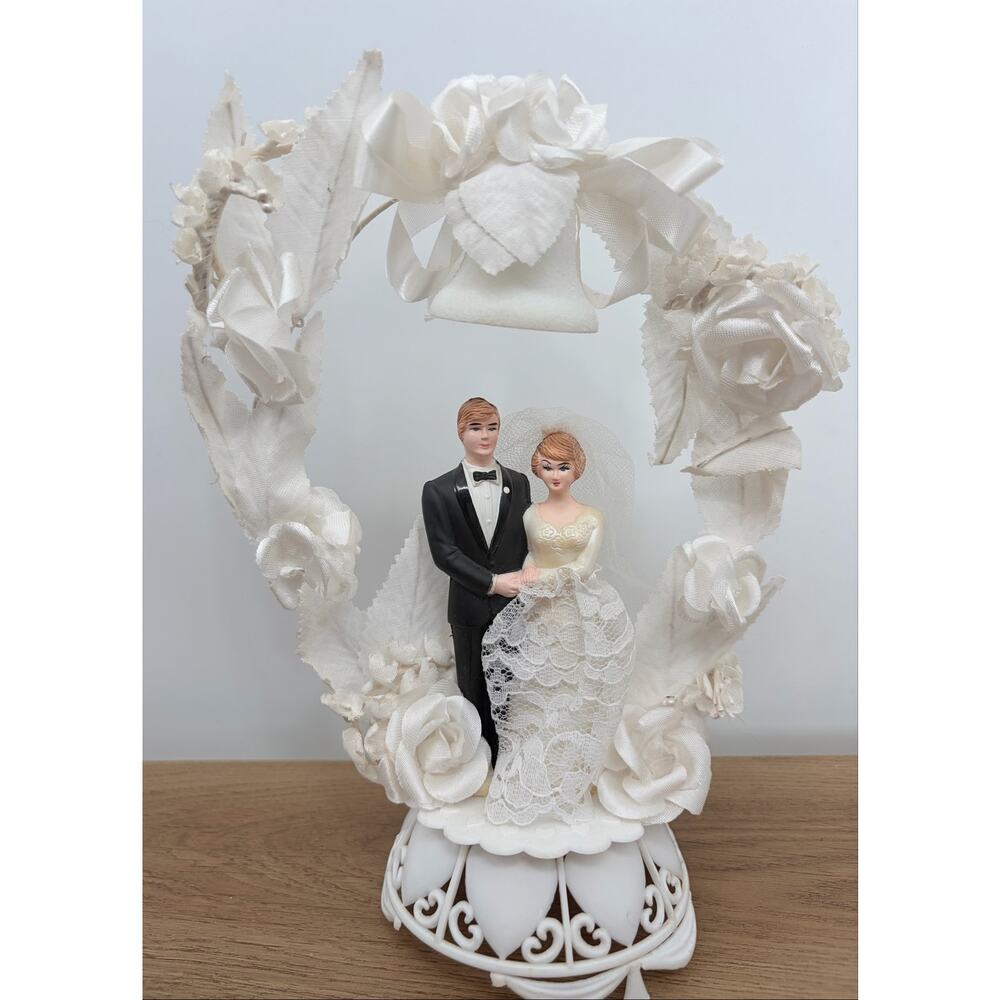 VTG 1980 Coast Novelty Wedding Cake Topper 50s 60s Style Retro Bride Groom READ